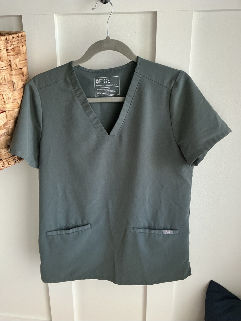 Figs Technical Collection V-Neck Scrub Top - Slate